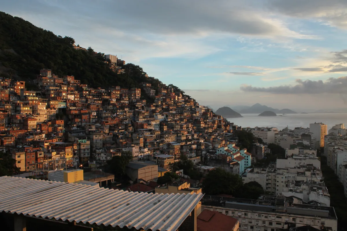 O morro e o asphalto